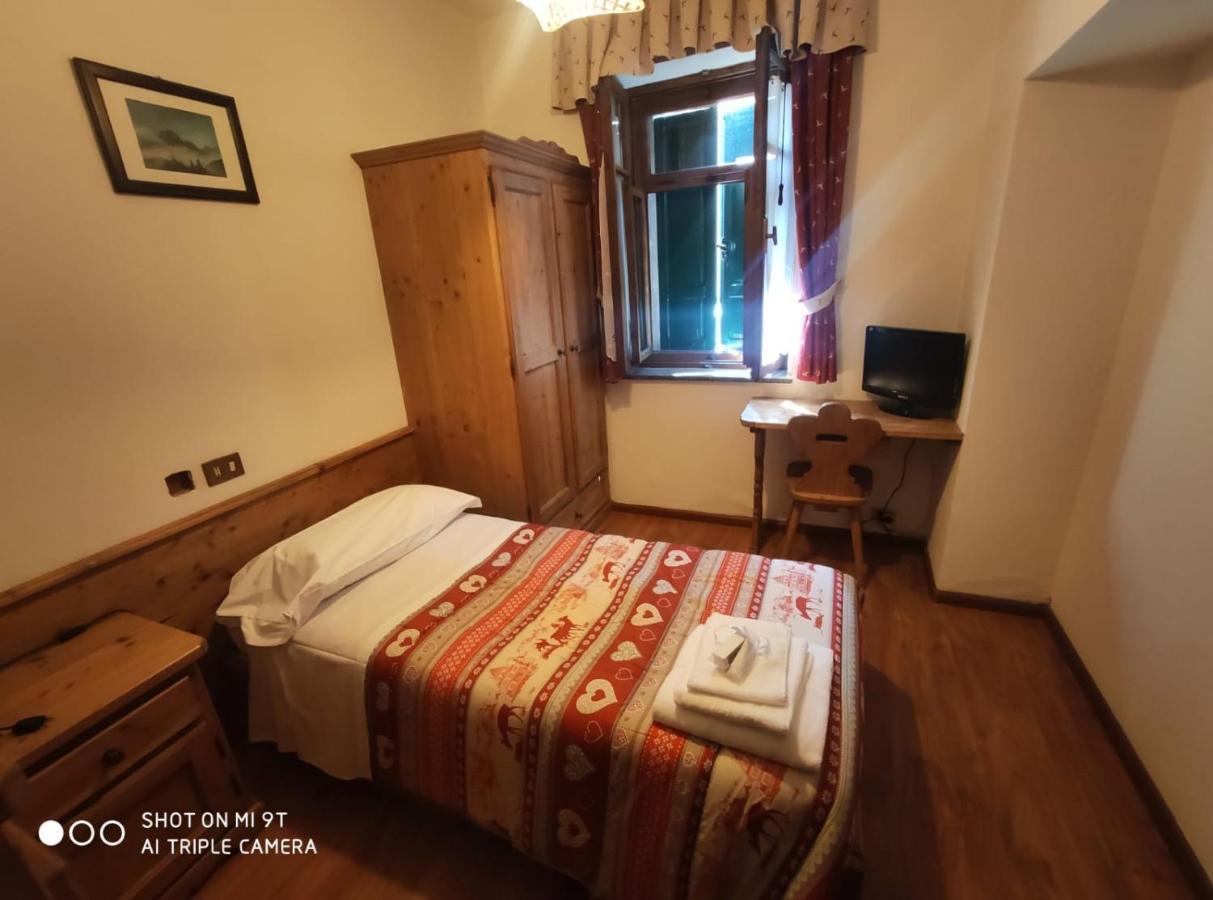 Bed and Breakfast La Favorita à Lozzo Cadore Extérieur photo